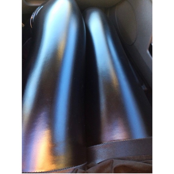 Blackmilk Pants - RARE! Blackmilk New Liquids Leggings